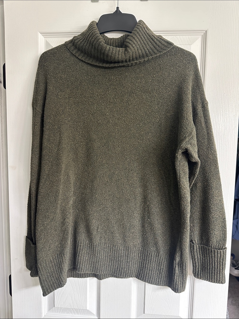 Old Navy Women’s Olive Turtleneck Sweater